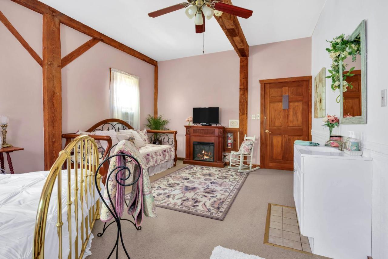 Osceola Mill Dining & Lodging Steeles Tavern Εξωτερικό φωτογραφία