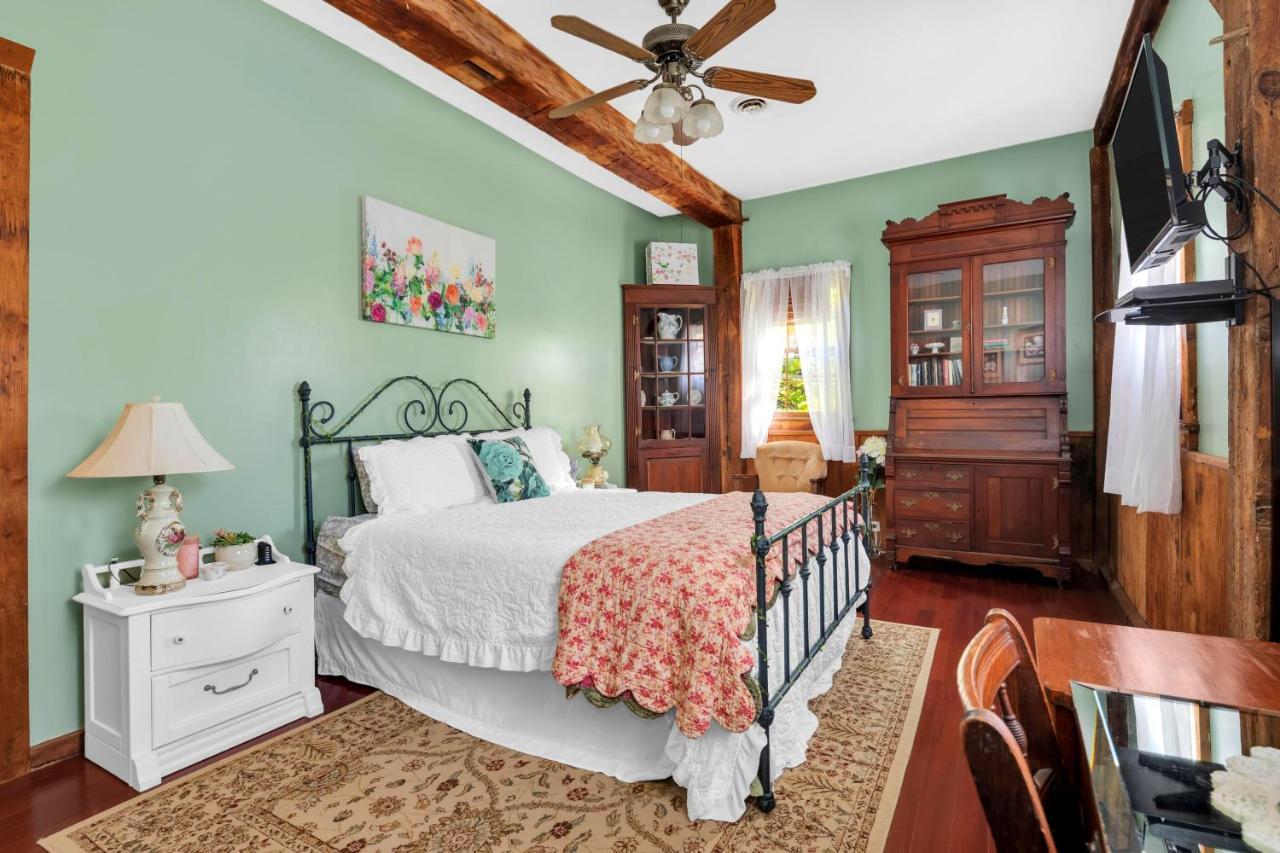 Osceola Mill Dining & Lodging Steeles Tavern Εξωτερικό φωτογραφία