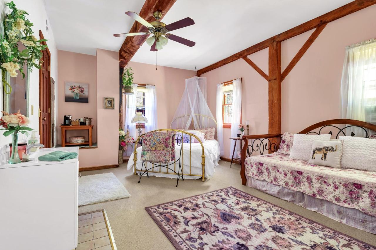 Osceola Mill Dining & Lodging Steeles Tavern Εξωτερικό φωτογραφία